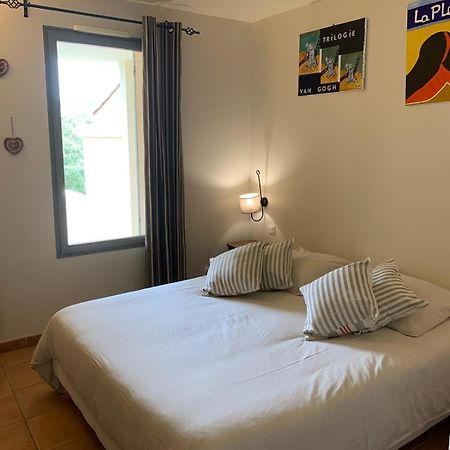 Appartement Cosy Avec Climatisation Reversible Golf De Saumane ภายนอก รูปภาพ